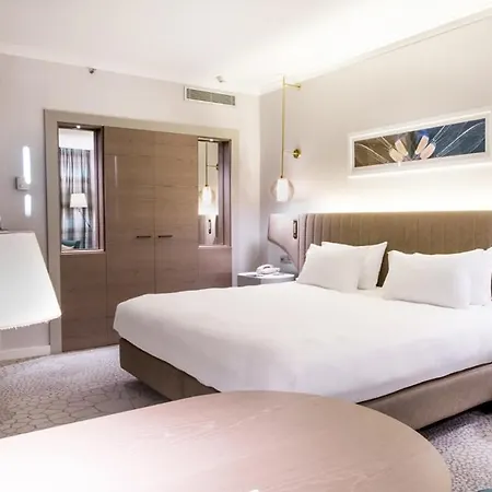 Hilton Diagonal Mar Barcelona Hotel Exterior photo