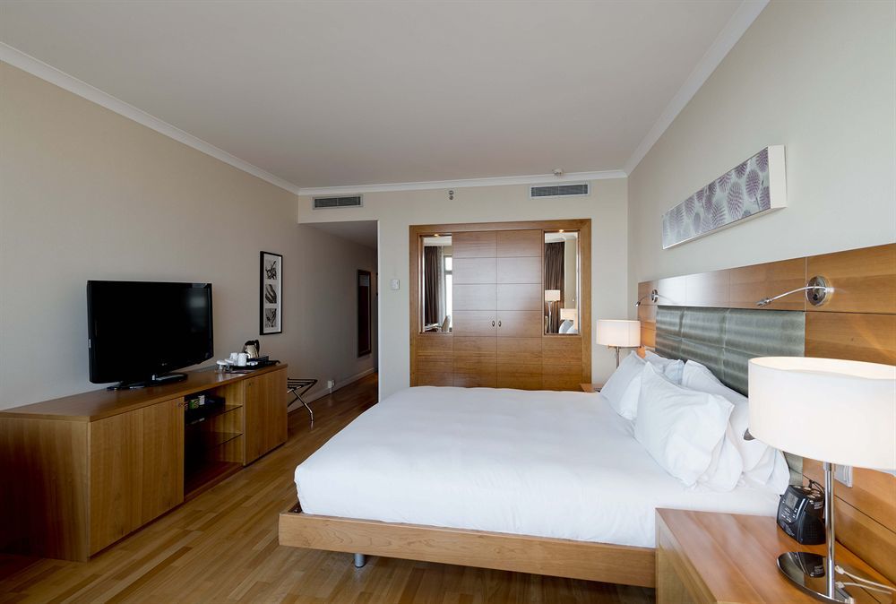 Hotel Hilton Diagonal Mar 4*